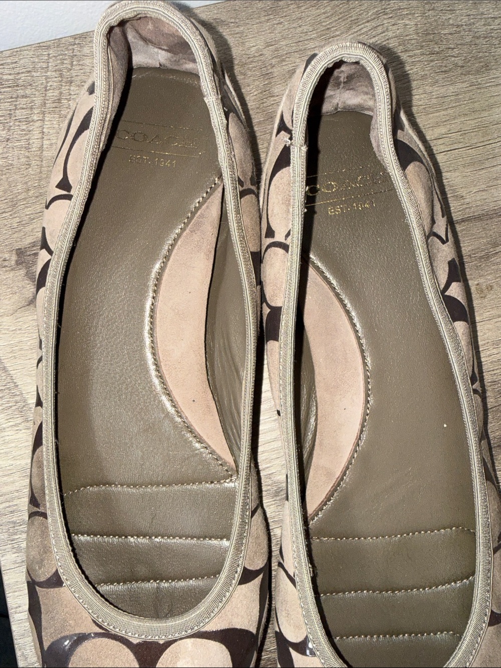 Coach Beige and Brown Signature Logo Ballet Flats - Picture 2 of 6